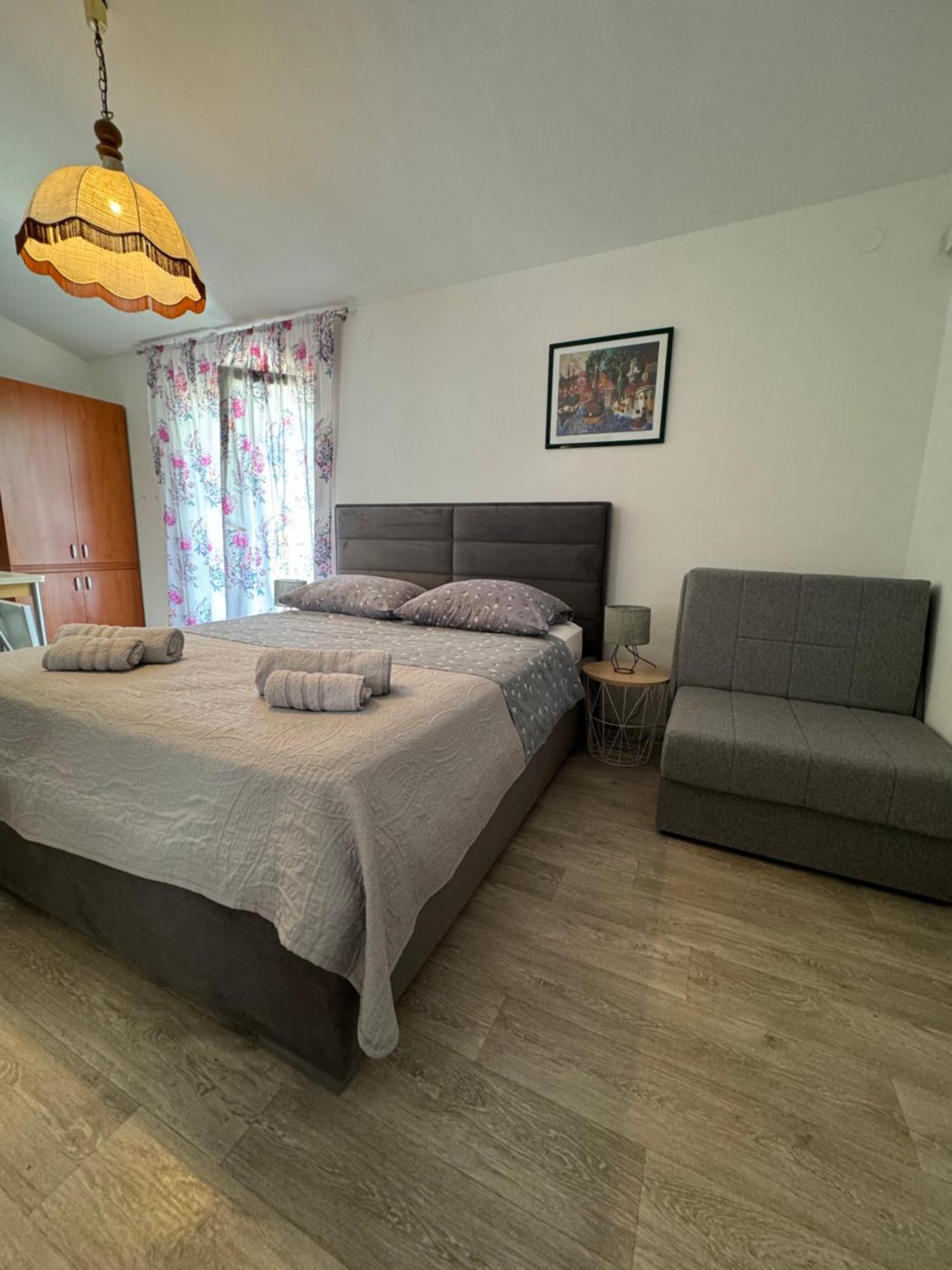 Apartments Triton Rogoznica  Eksteriør bilde